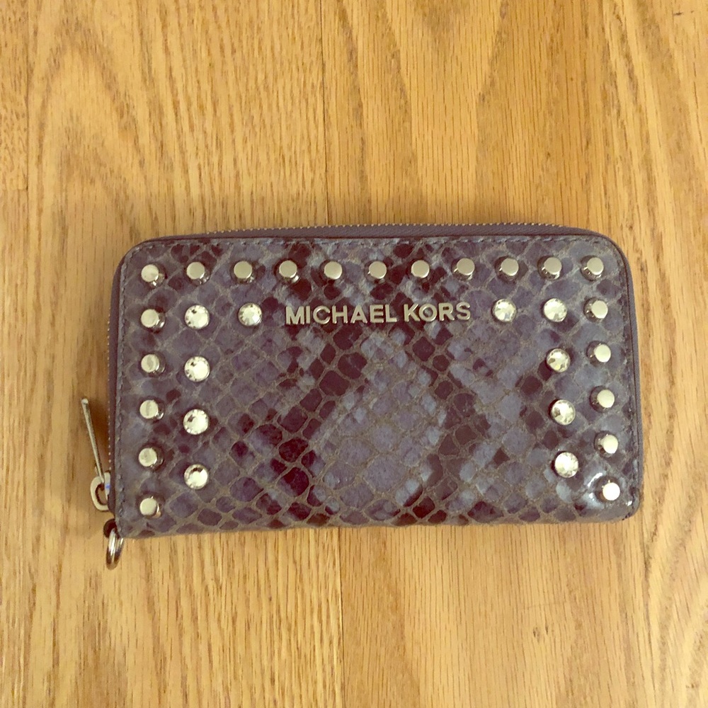 Michael Kors wallet/clutch